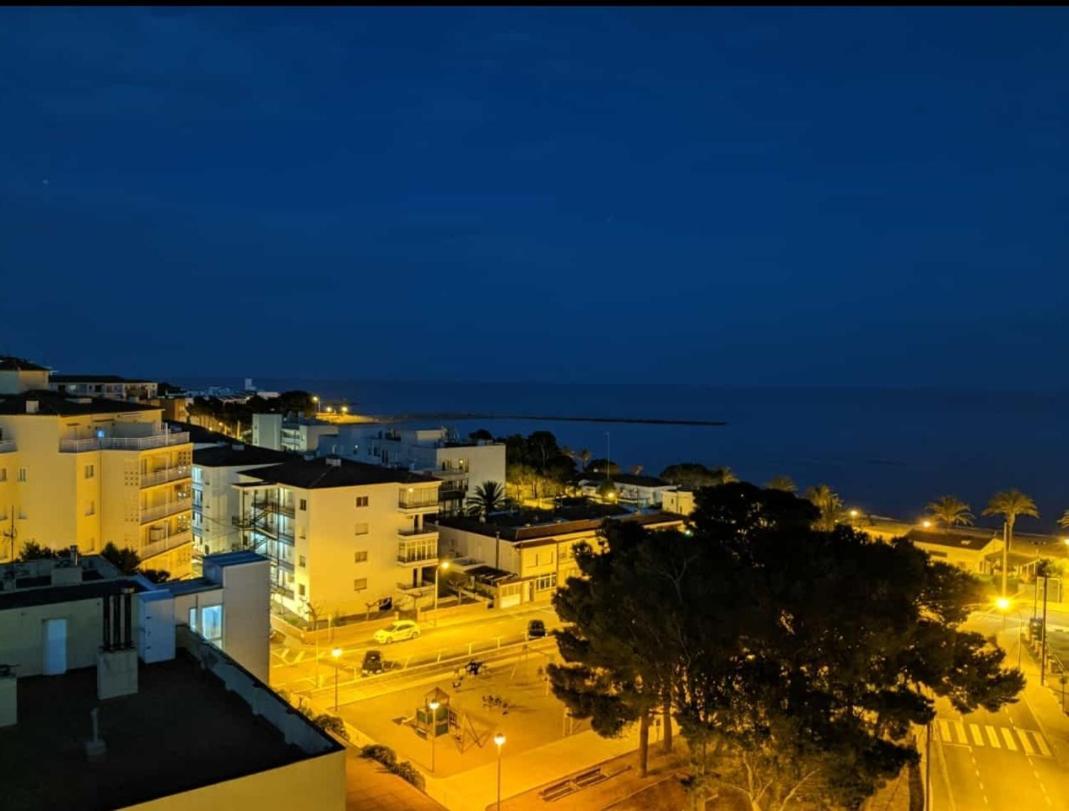 Apartamento con vistas, entre mar y montaña Hospitalet De L'Infant Exterior foto